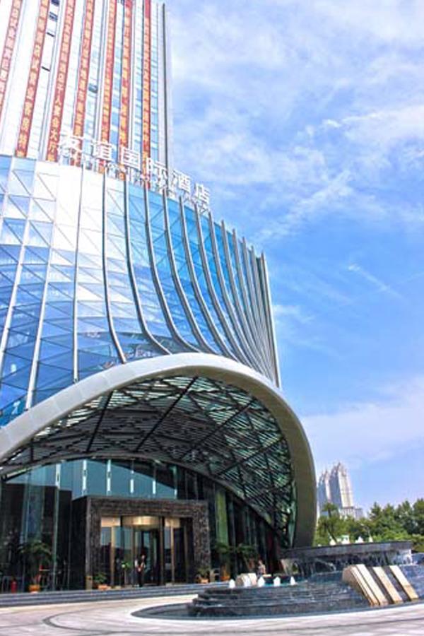 Wuhan Youyi International Hotel Buitenkant foto